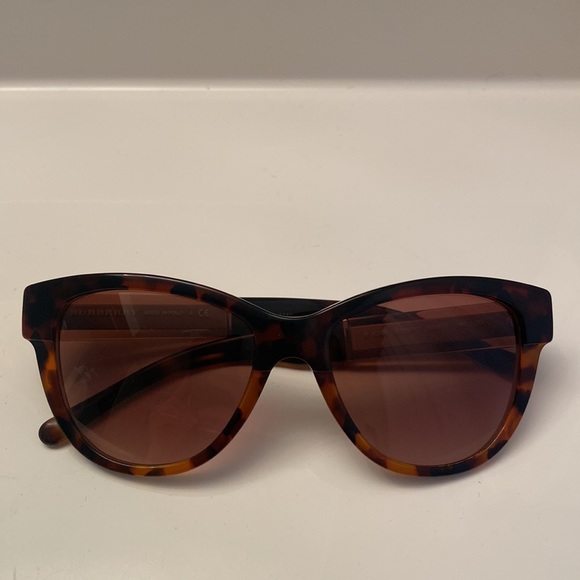 Burberry Tortoise Sunglasses - Picture 3 of 6